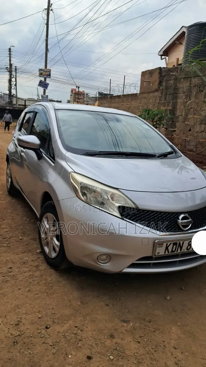 Nissan Note 2016 Silver