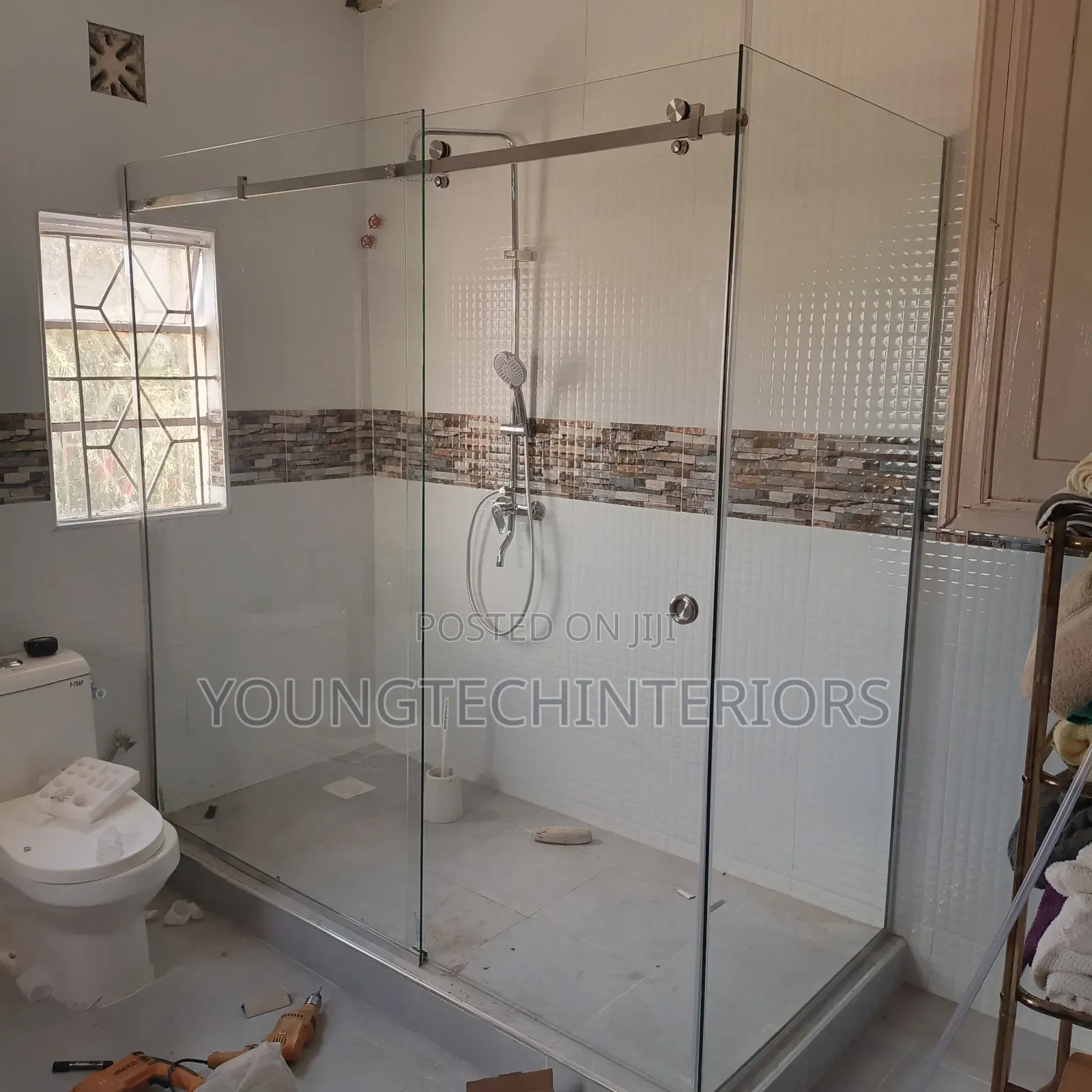Modern Shower Cubicles | Aluminium Glass | Custom Made