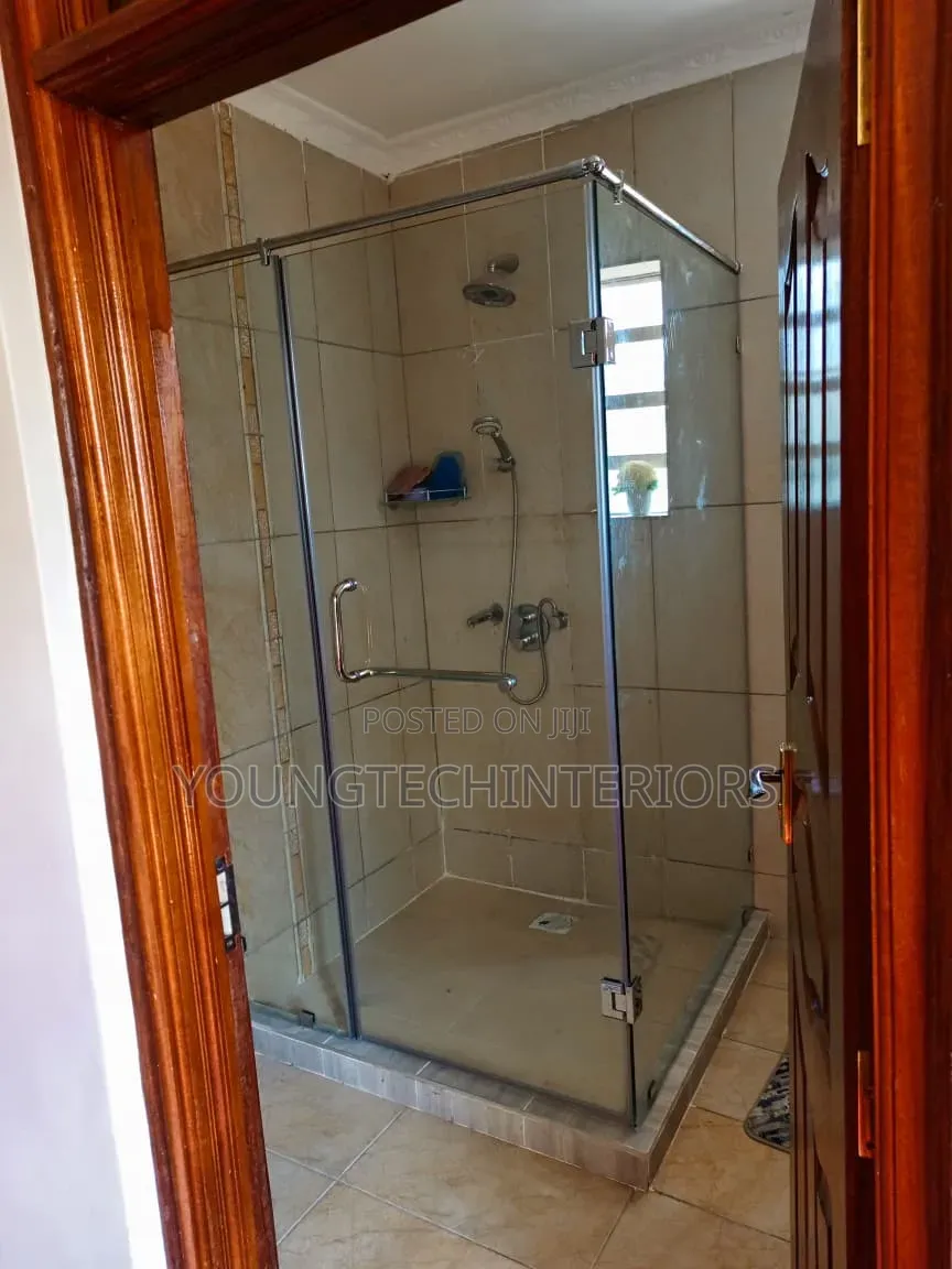 Modern Shower Cubicles | Aluminium Glass | Custom Made