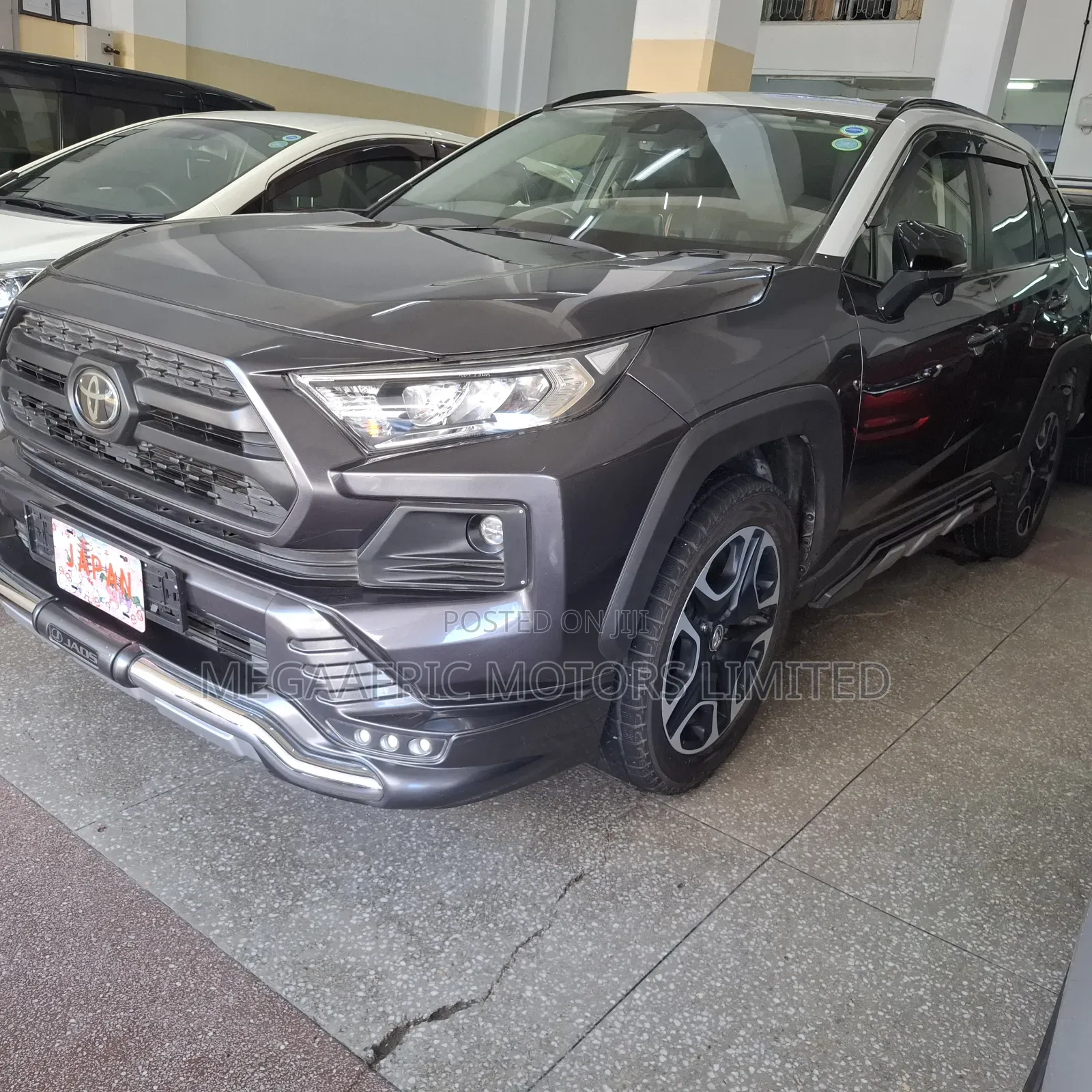 Toyota RAV4 Limited FWD 2019 Gray