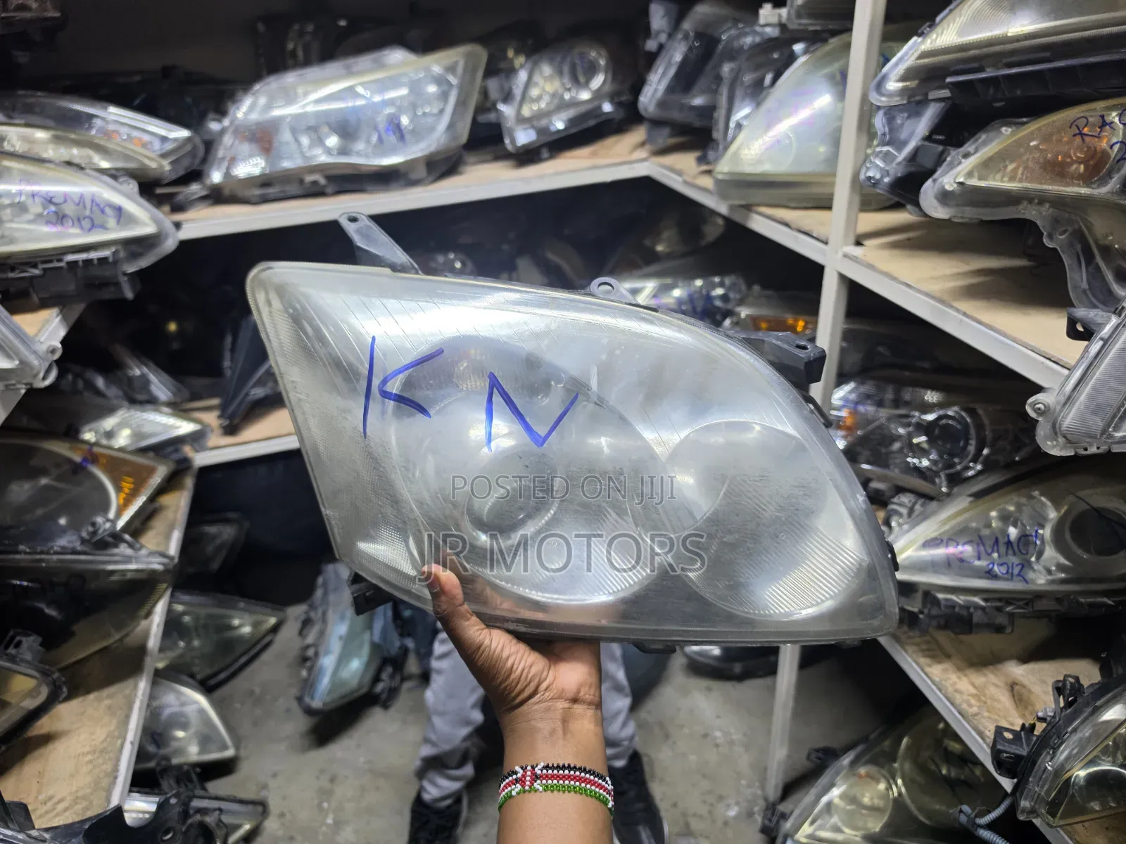 Toyota Avensis Headlight Xenon 2003-2005