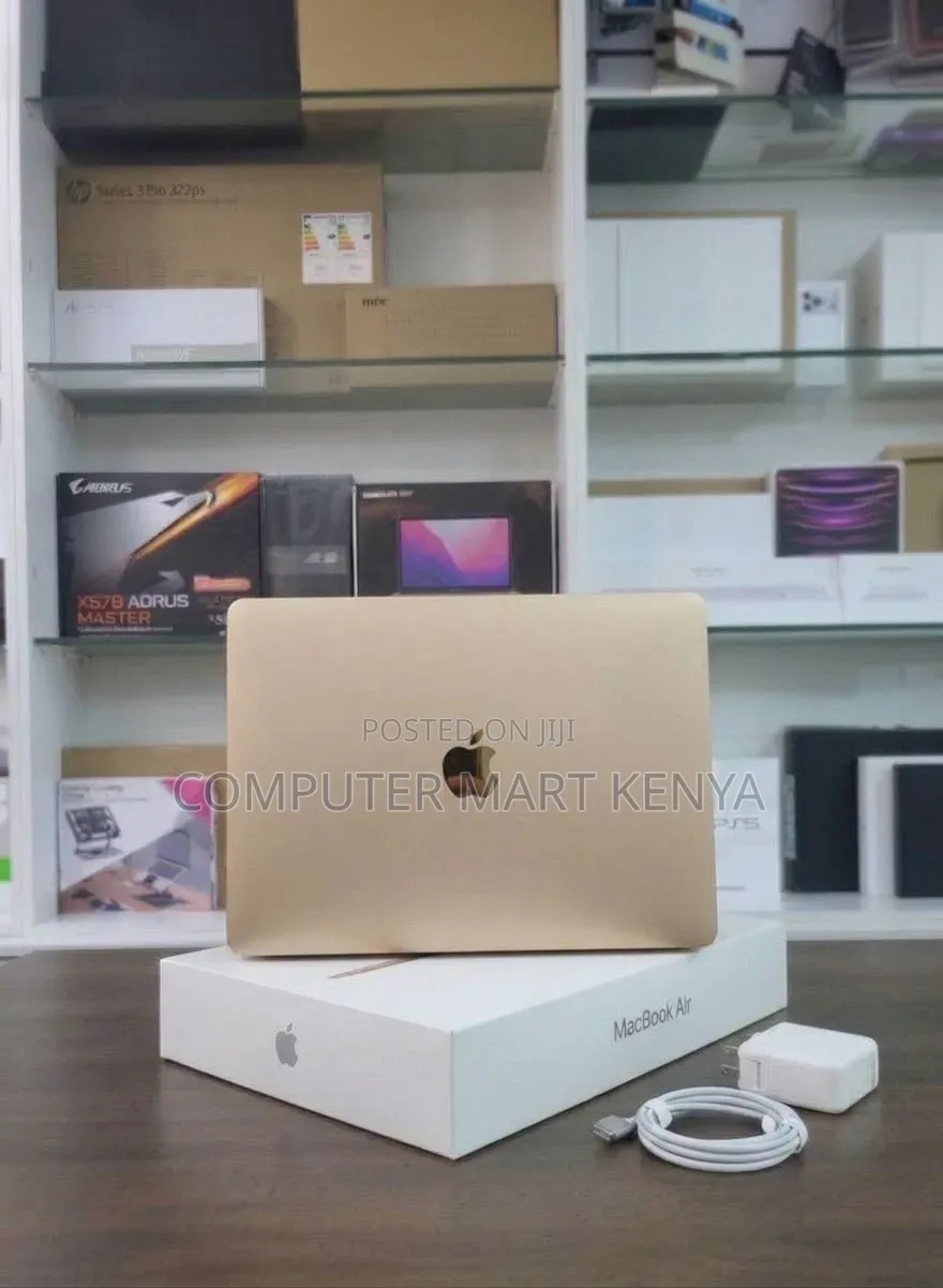 New Laptop Apple MacBook Air 2019 8GB Intel Core i5 SSD 128GB