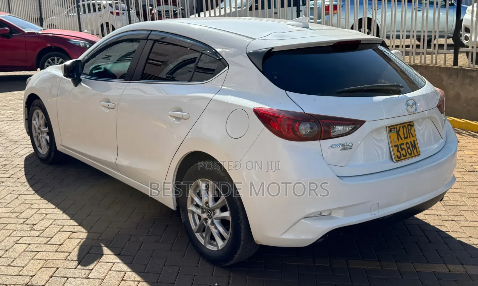 Mazda Axela 2017 Off white