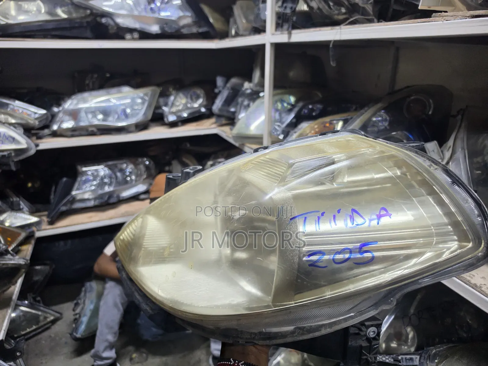Nissan Tiida 2005-2007 Headlights Non Xenon