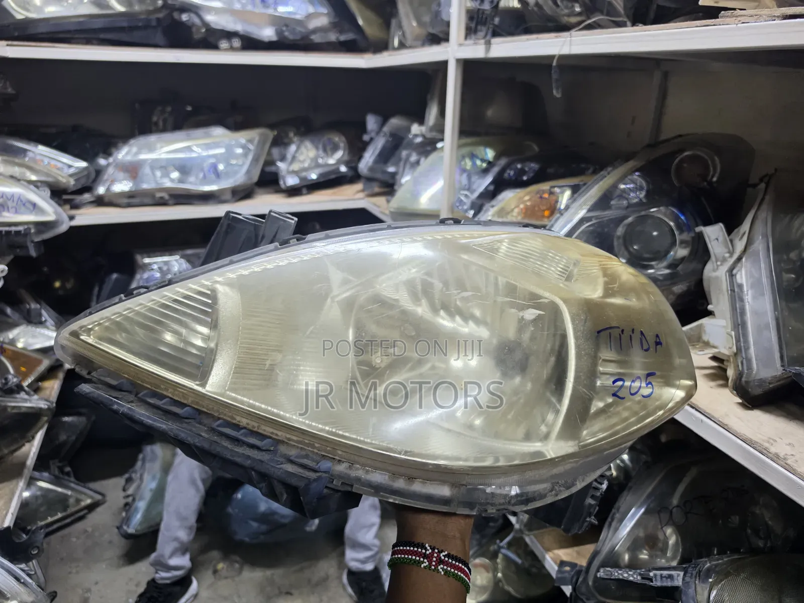 Nissan Tiida 2005-2007 Headlights Non Xenon