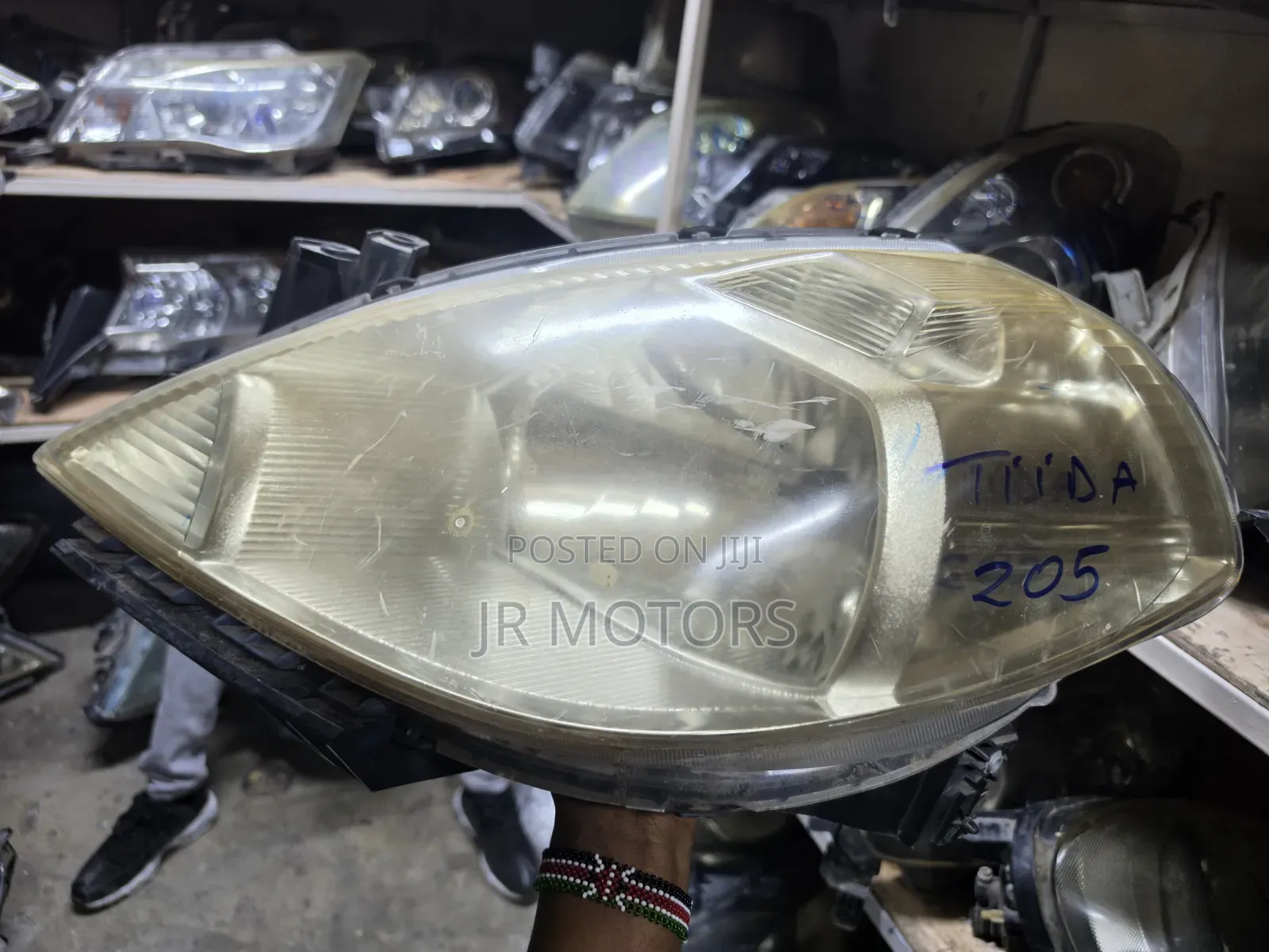 Nissan Tiida 2005-2007 Headlights Non Xenon
