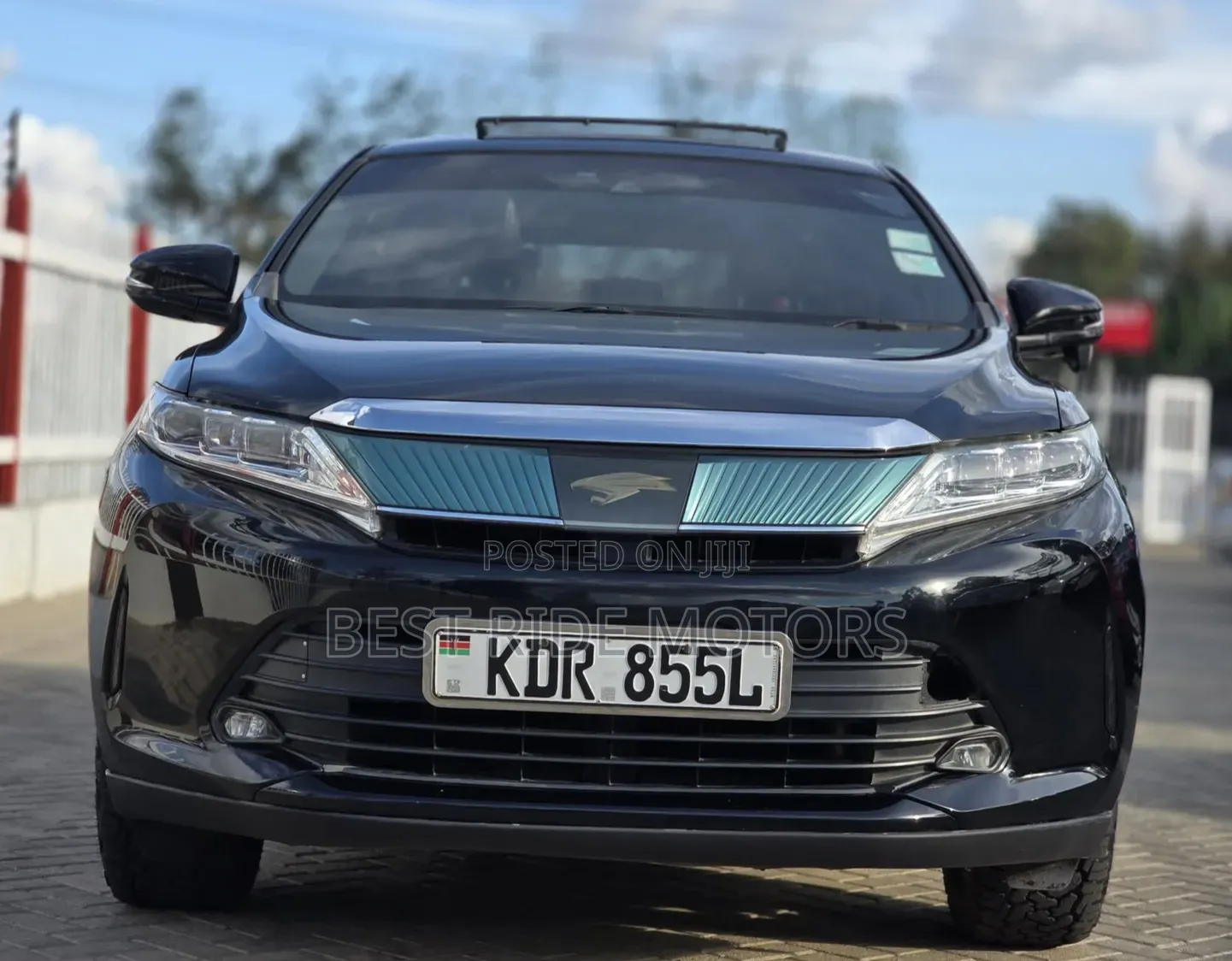 Toyota Harrier 2.0 2018 Black