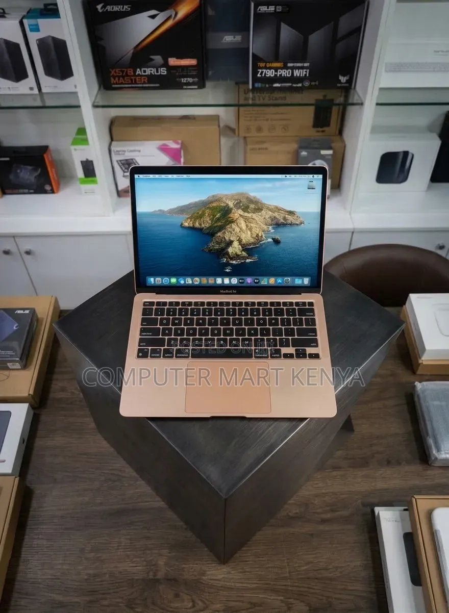 New Laptop Apple MacBook Air 2018 16GB Intel Core i5 SSD 256GB