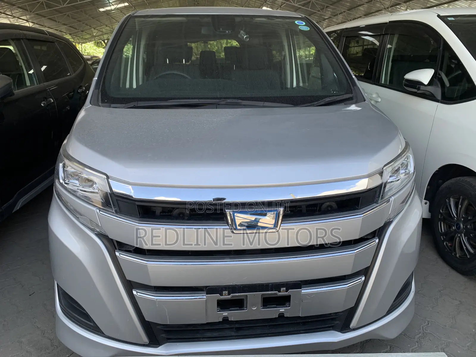 Toyota Noah 2.0 FWD (7 Seater) 2019 Silver