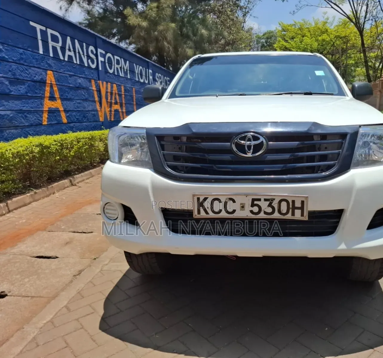 Toyota Hilux 2014 White