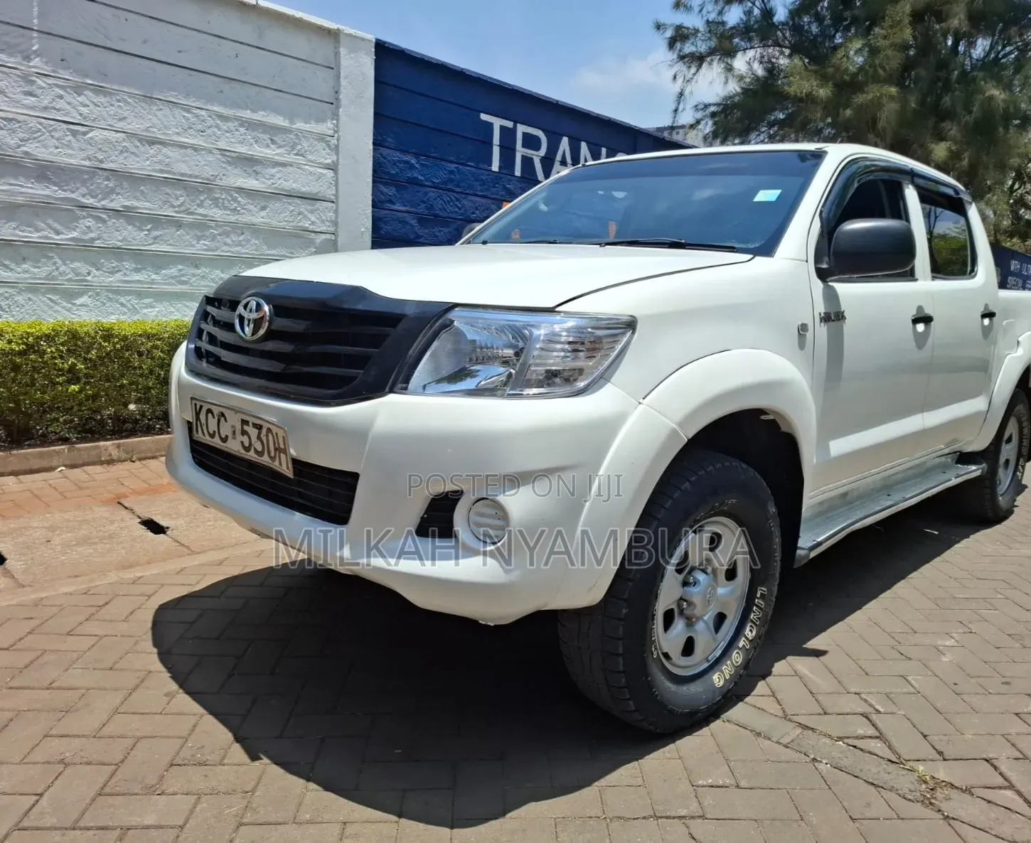 Toyota Hilux 2014 White
