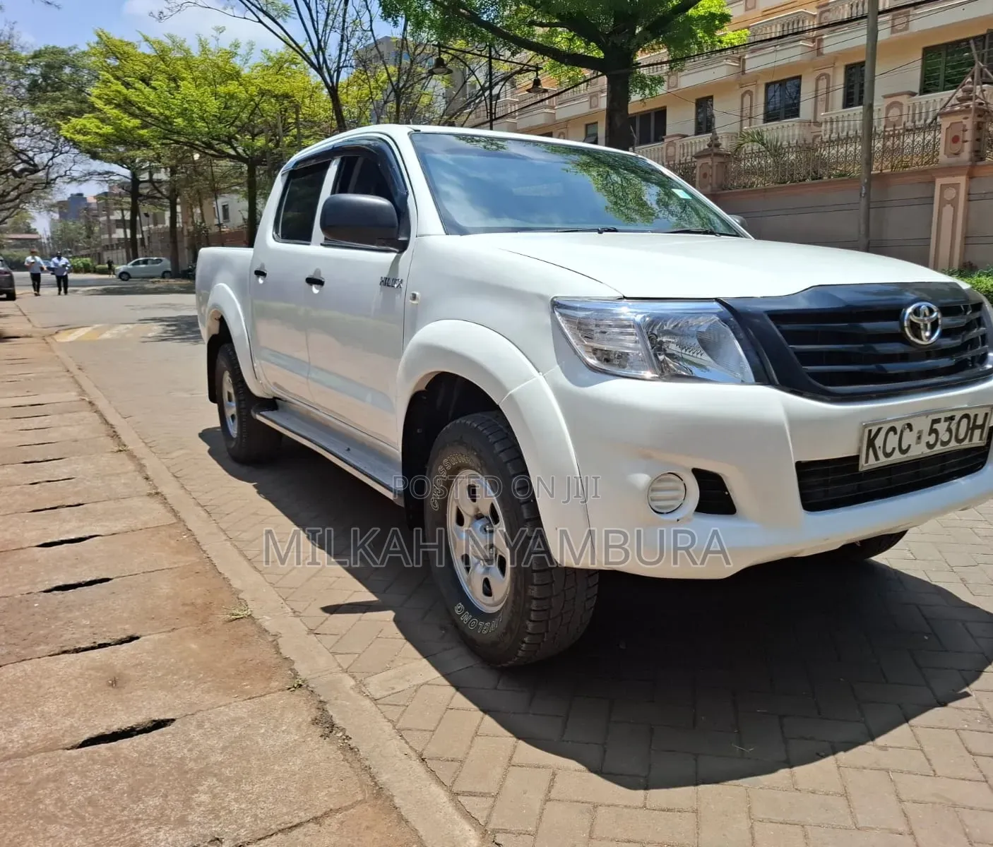 Toyota Hilux 2014 White