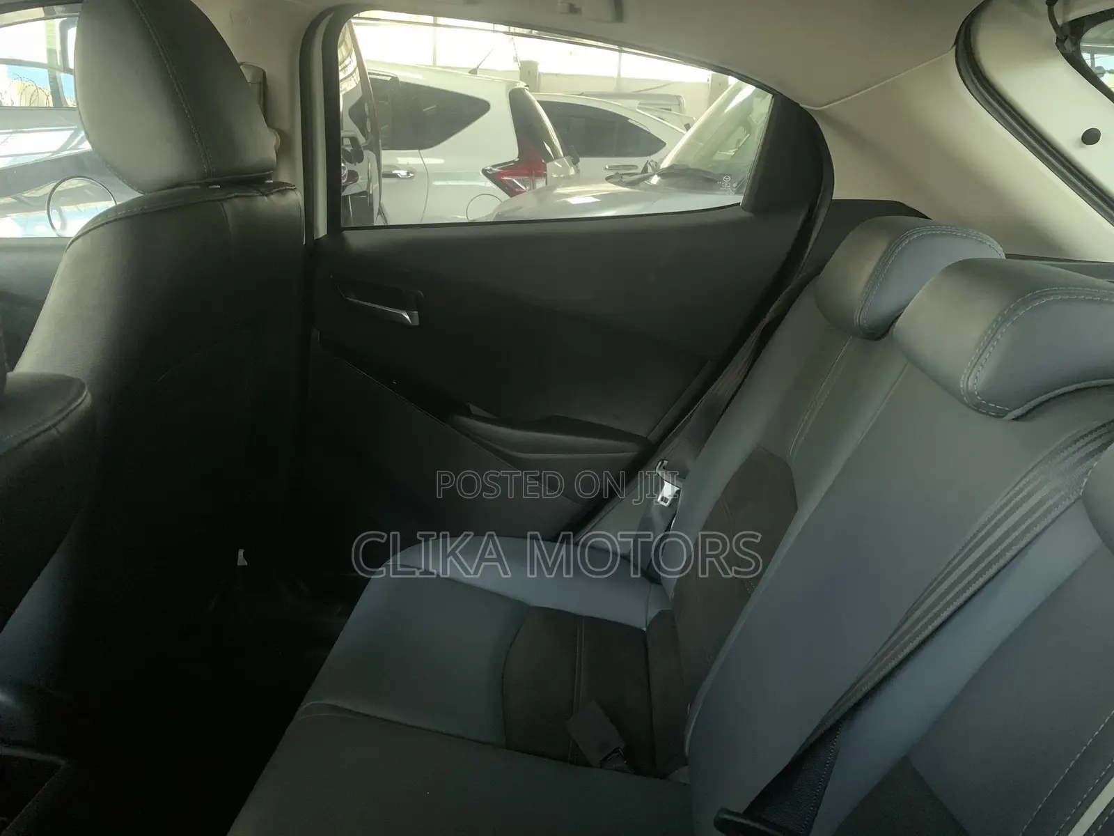 Mazda 2 2019 White