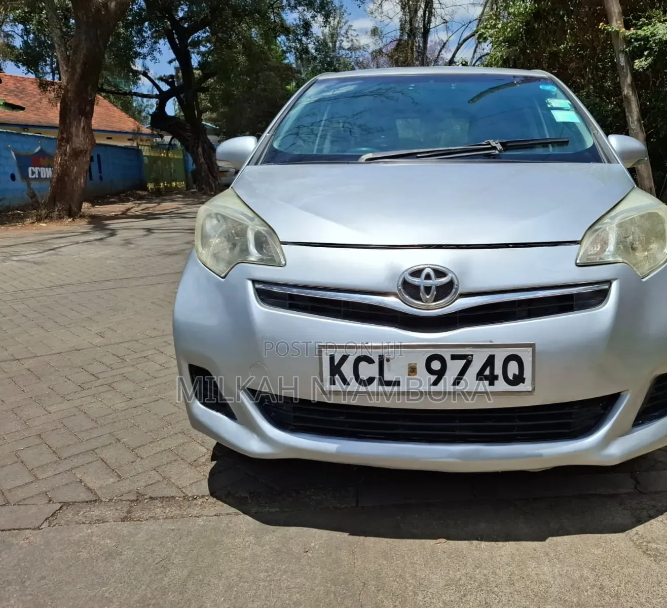 Toyota Ractis 2011 Gray