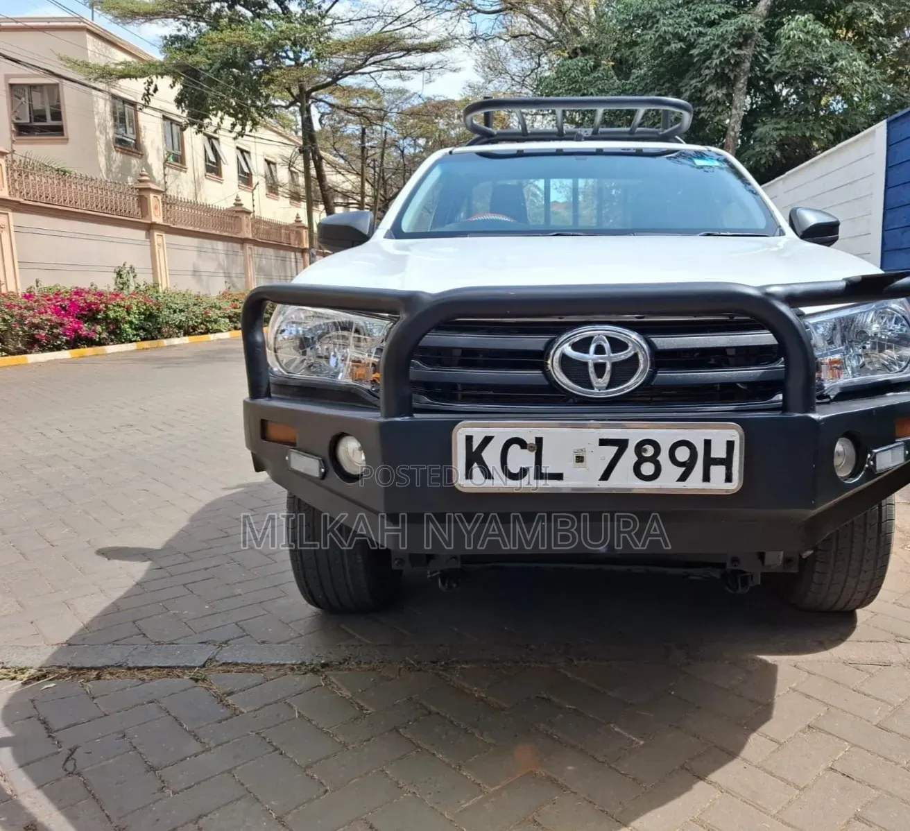 Toyota Hilux 2017 White