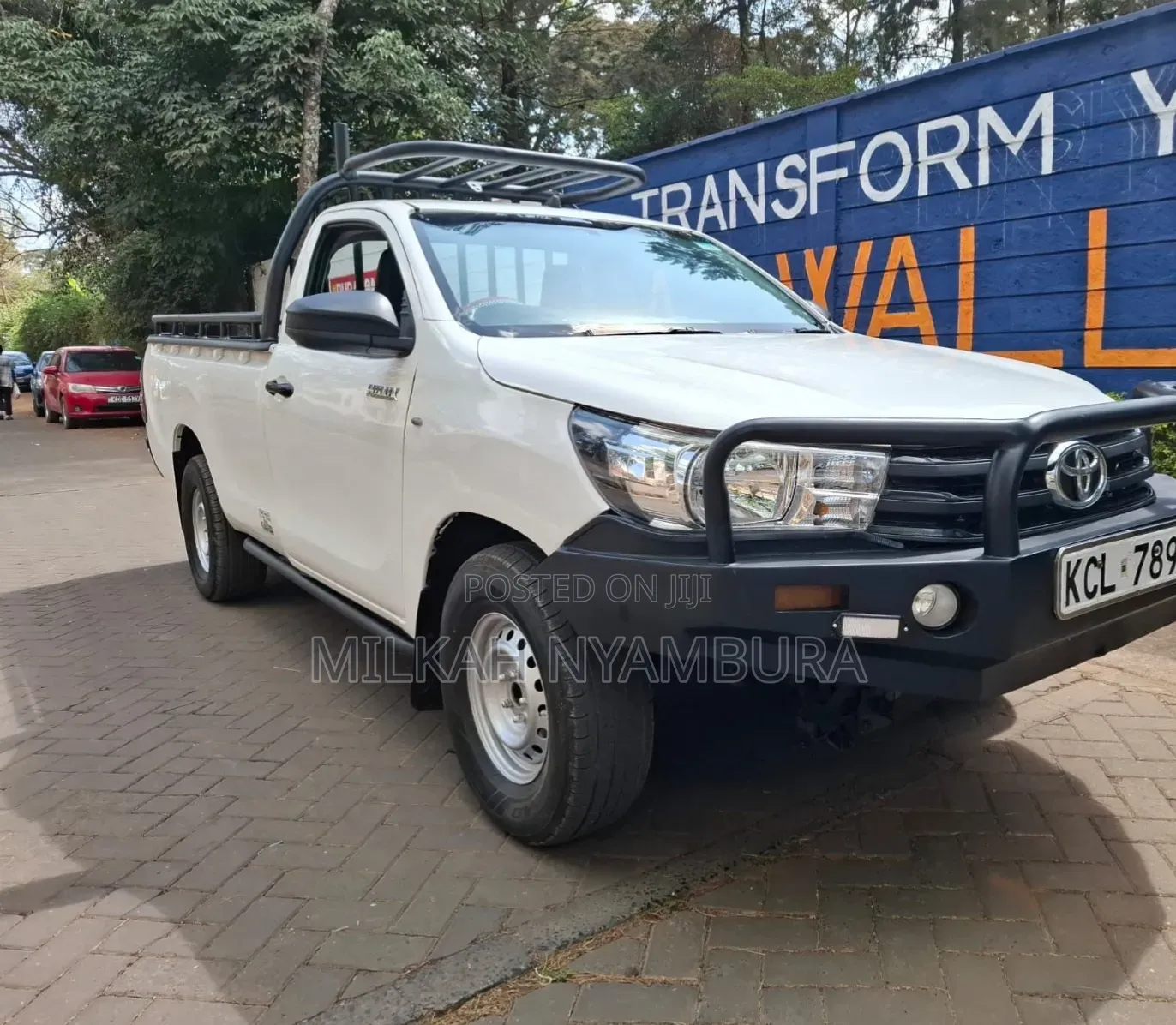 Toyota Hilux 2017 White