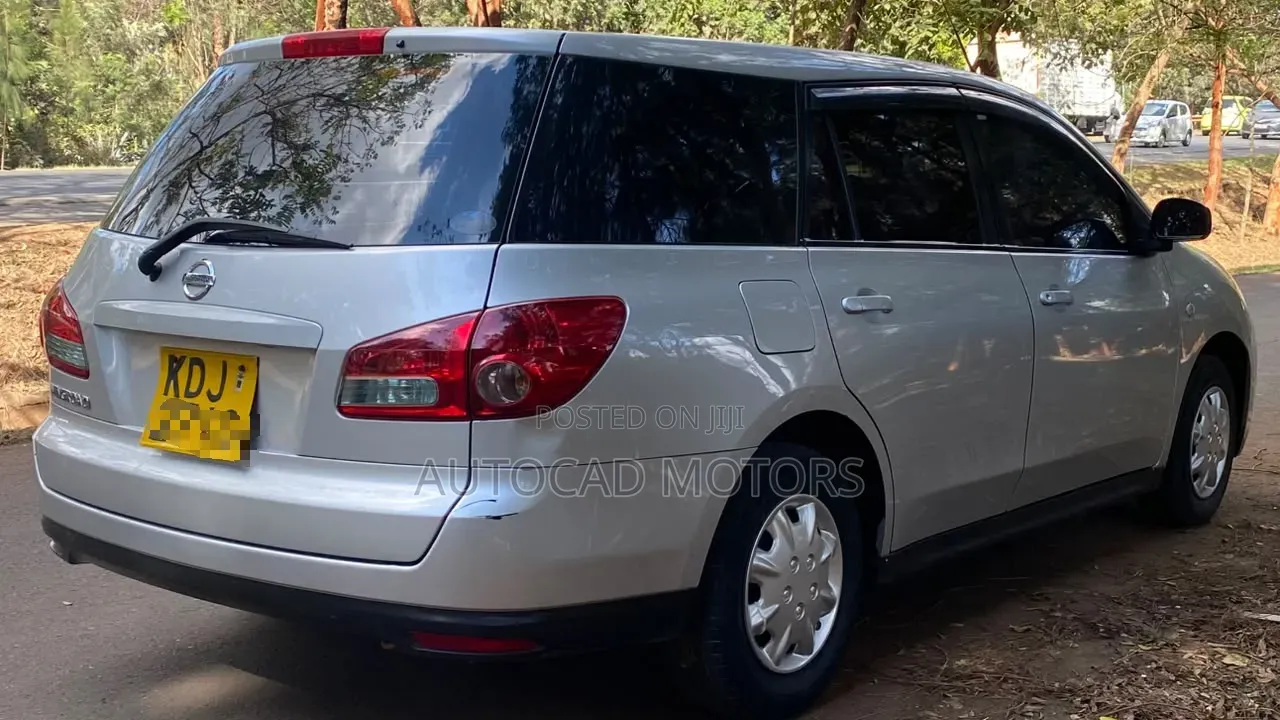 Nissan Wingroad 2015 Silver
