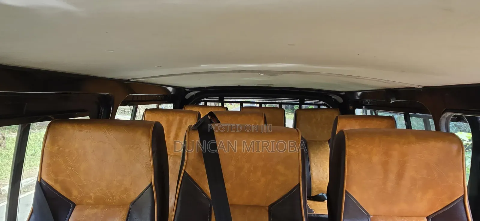 Toyota HiAce 2018 Black
