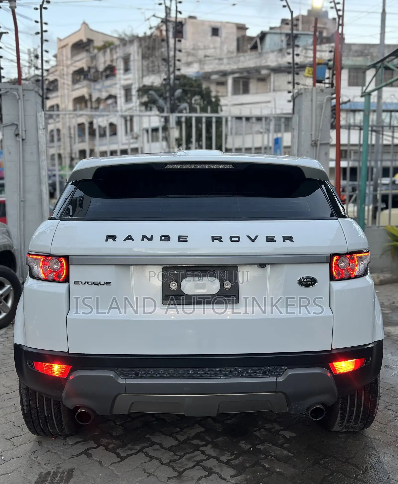 Land Rover Range Rover Evoque Dynamic 4dr SUV AWD (2.0L 4cyl Turbo 9A) White