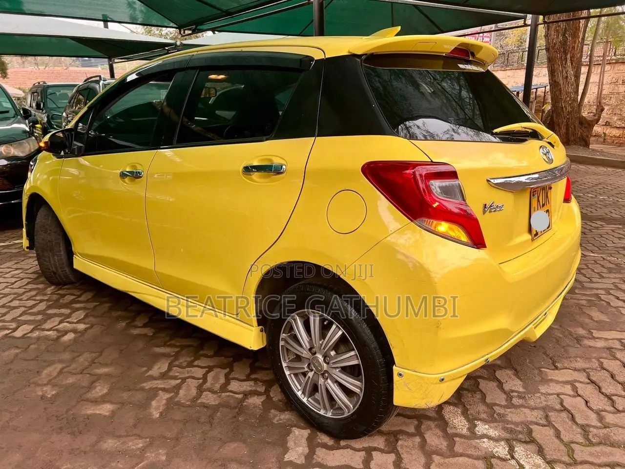 Toyota Vitz 1.0 FWD 5dr 2016 Yellow