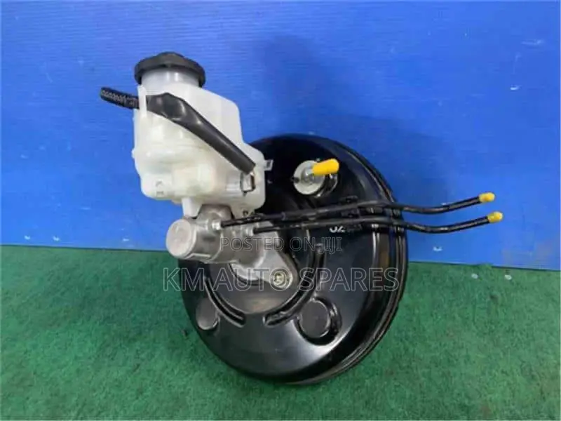 Toyota Harrier Brake Booster/Master Cylinder.