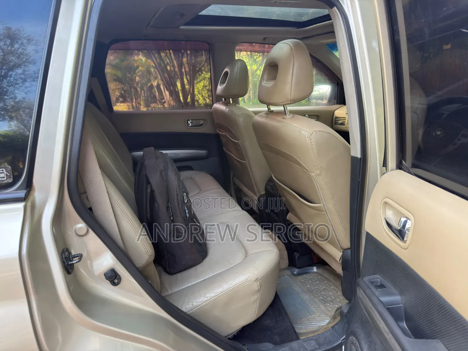 Nissan X-Trail 2.0 Petrol XE 2010 Gold
