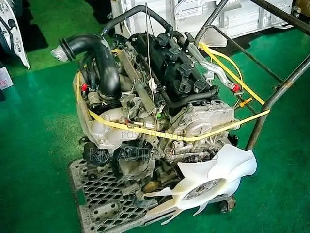 Nissan Qr20 Slim Engine for Nissan Xtrail, Serena, Lafesta.