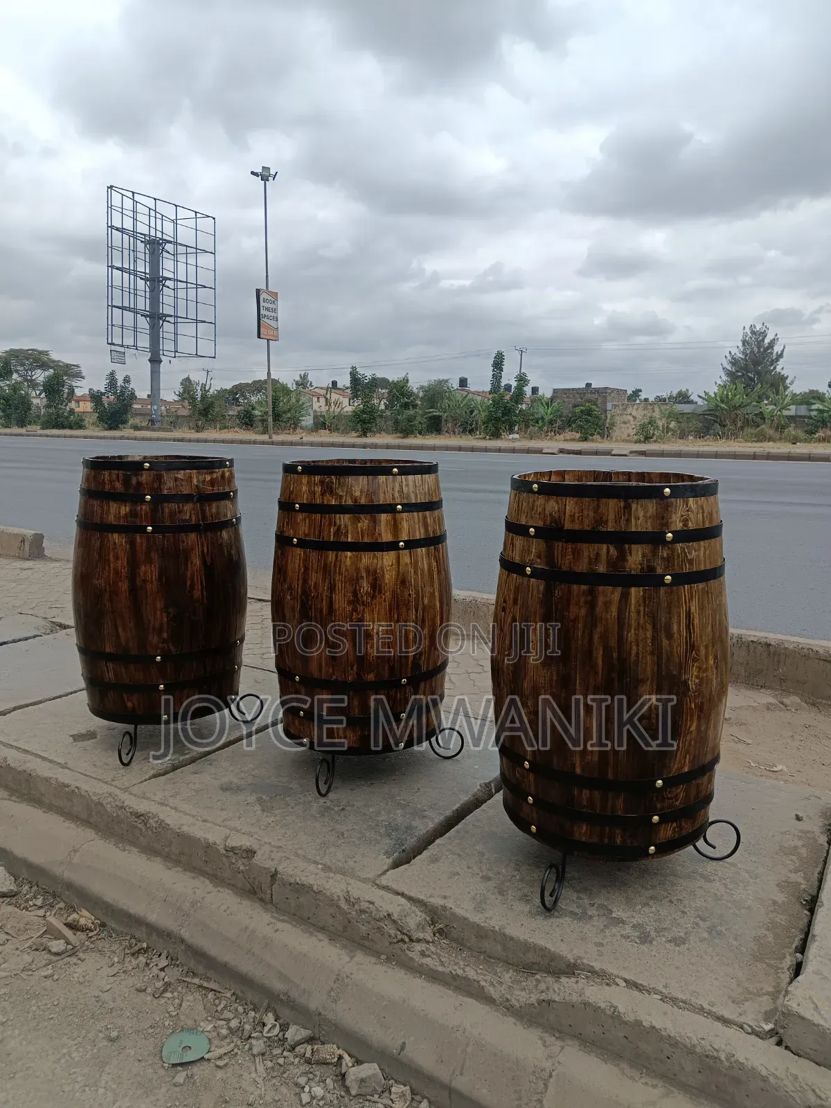 Heritage Barrel Bar Tables 