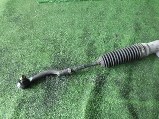 Nissan Dualis Steering Rack.