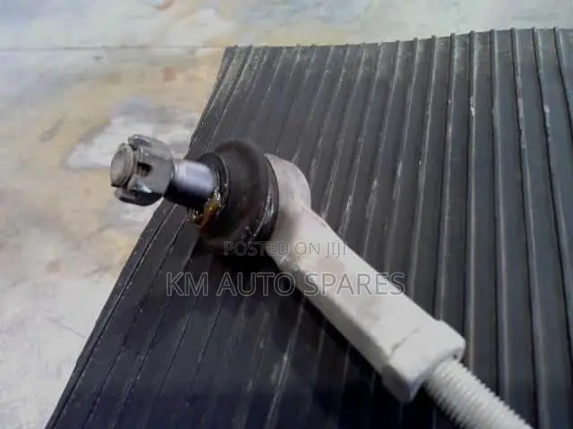 Nissan Pino Steering Rack.