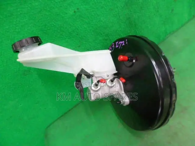 Nissan Xtrail Nt31 Brake Booster/Master Cylinder
