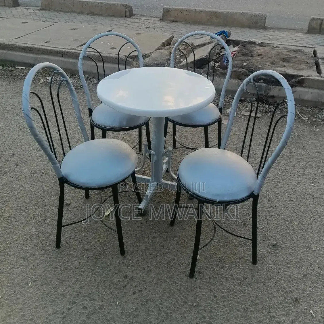 Black and Silver Restaurant Set