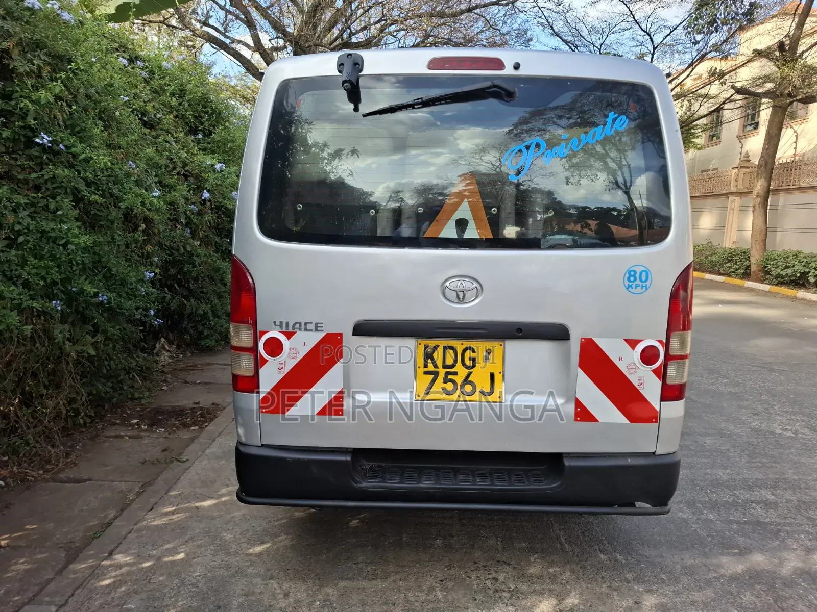 Toyota HiAce 2015 Silver