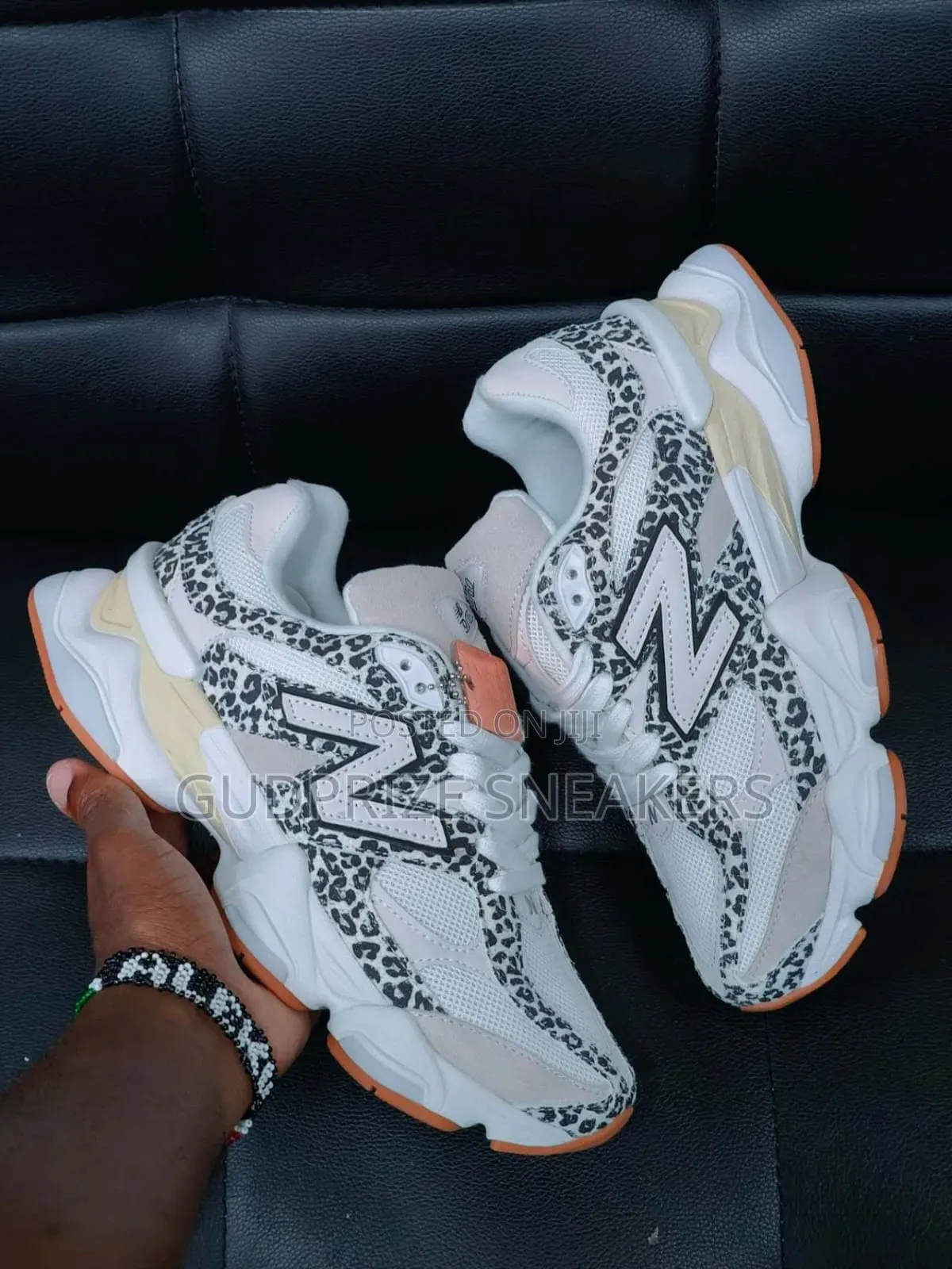 NB Sneakers