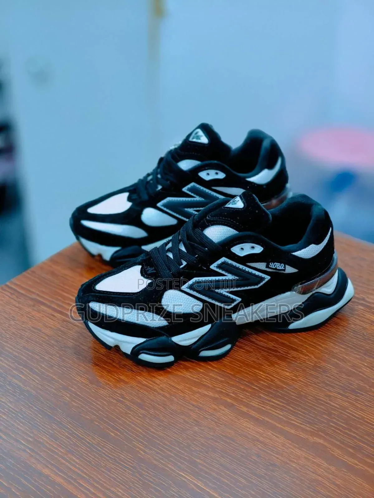 NB 9060 Sneakers