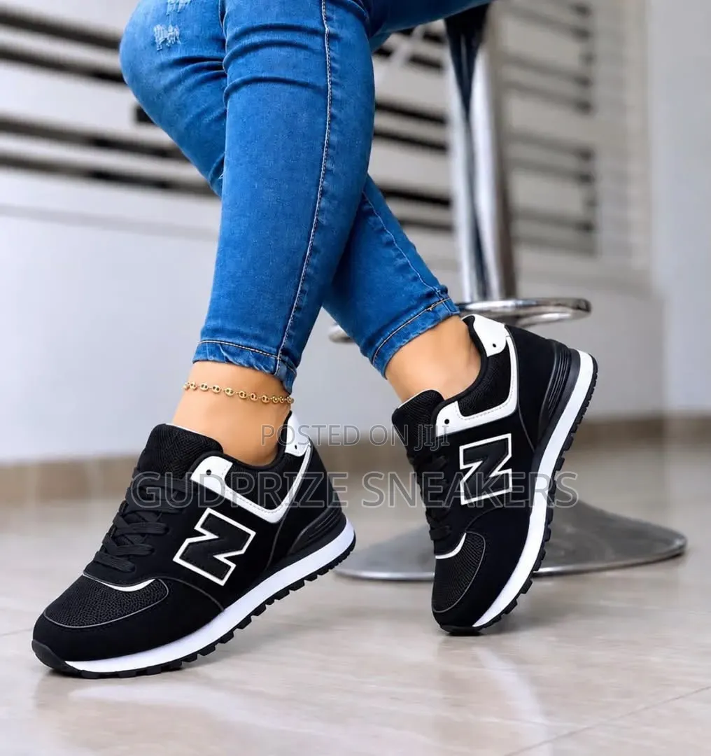 Ladies NB 576