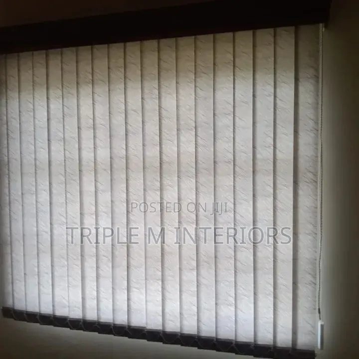 Window Blinds -Quality Top Finish Window Interiors for Banks.