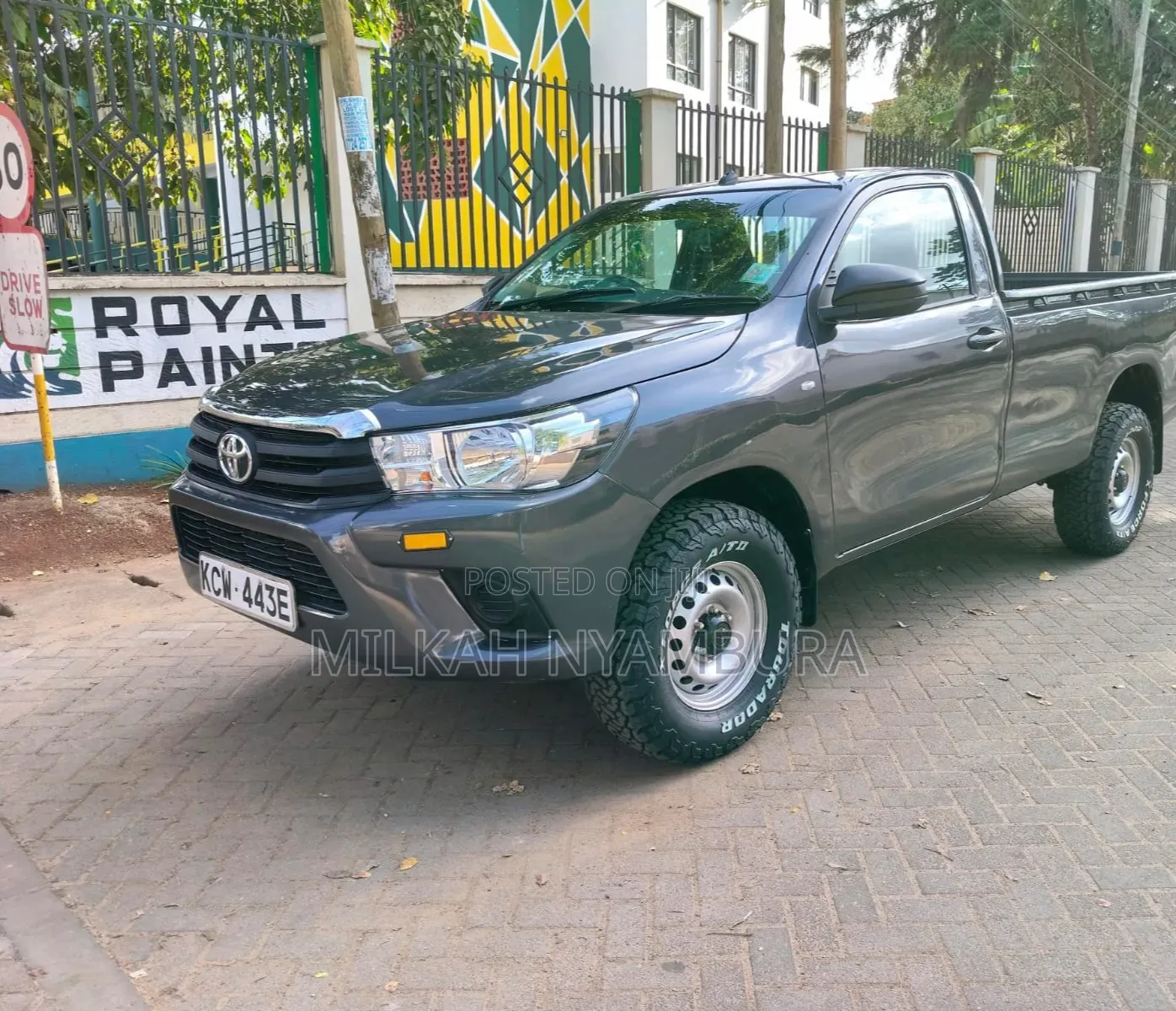 Toyota Hilux 2020 Gray