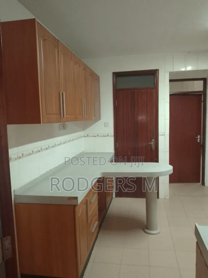 3bdrm Apartment in Riverside Drive for rent