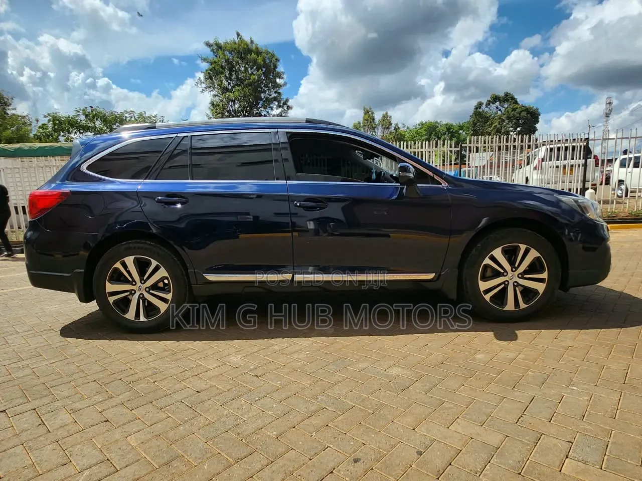 Subaru Outback 2018 Blue