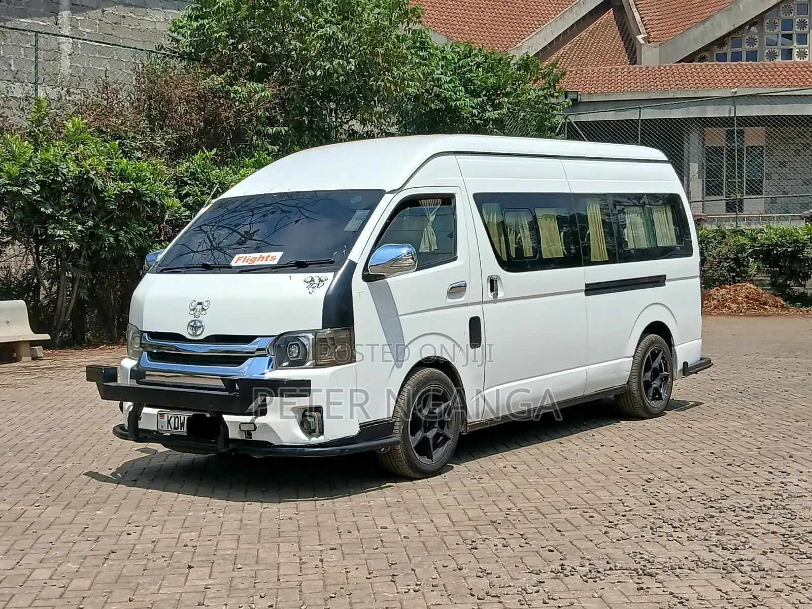 Toyota HiAce 2018 White