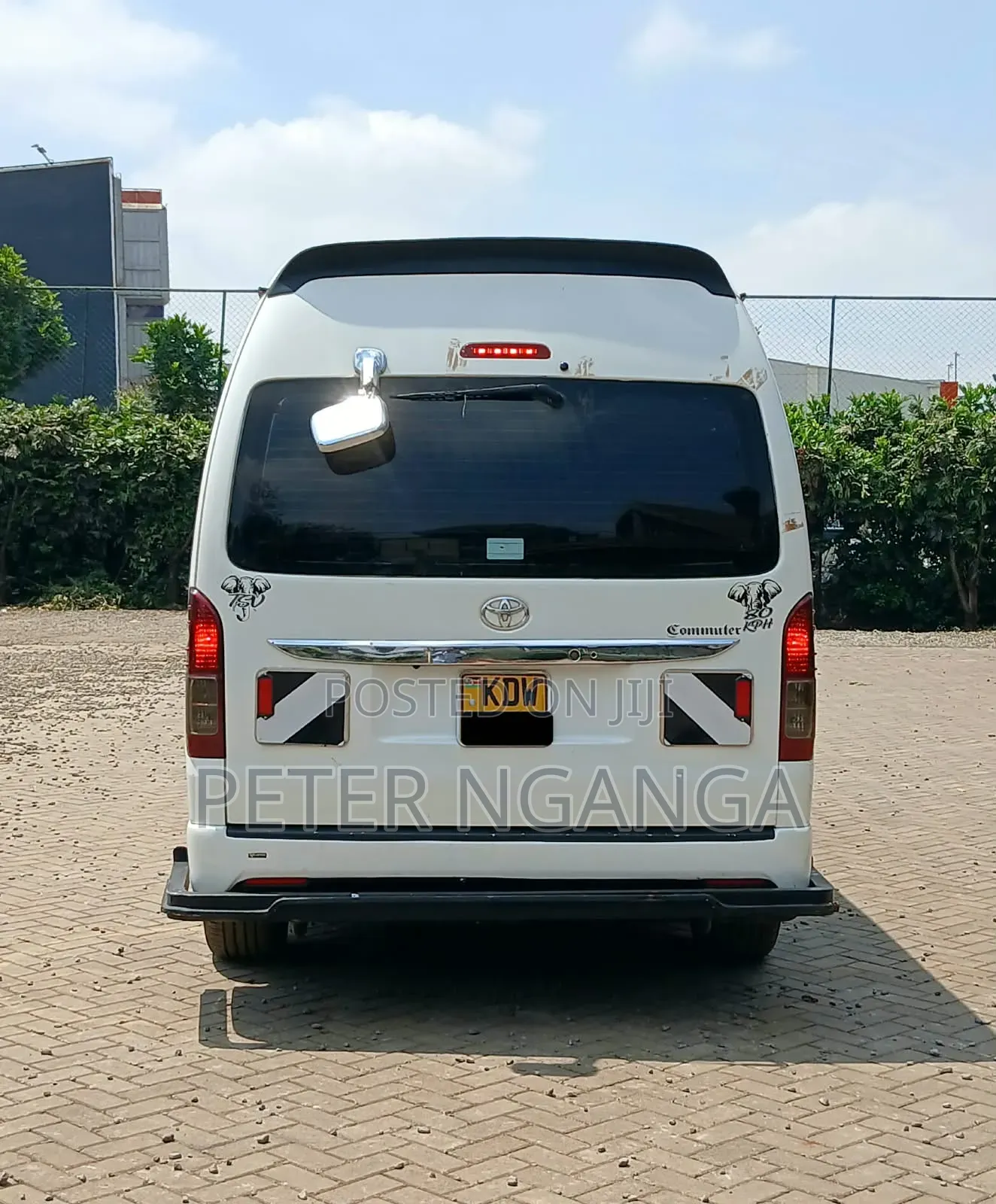 Toyota HiAce 2018 White