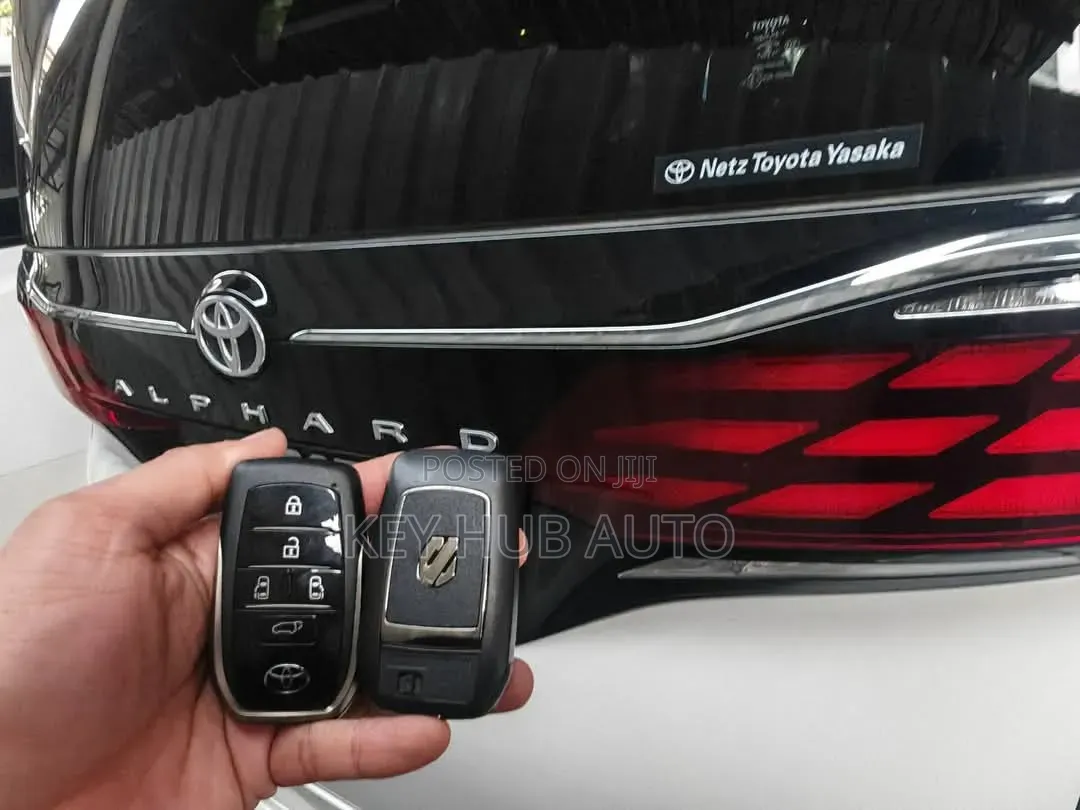 Toyota Alphard Keys