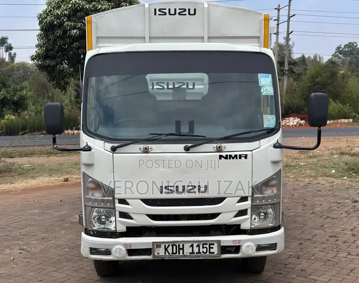 Isuzu NMR 2022 White