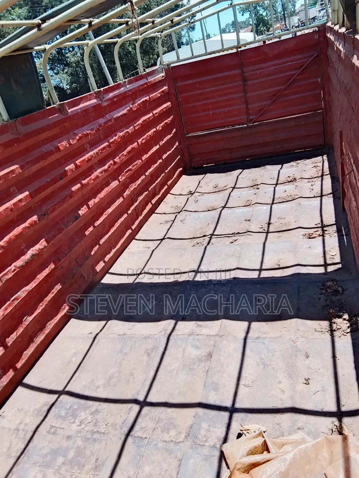 Mitsubishi FH Skuma Deni