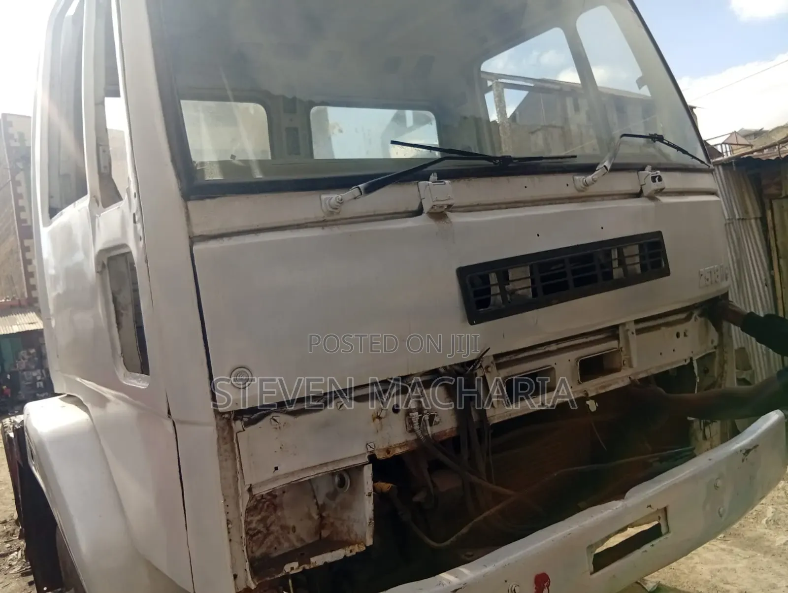 Ashok Leyland 2518i KCH