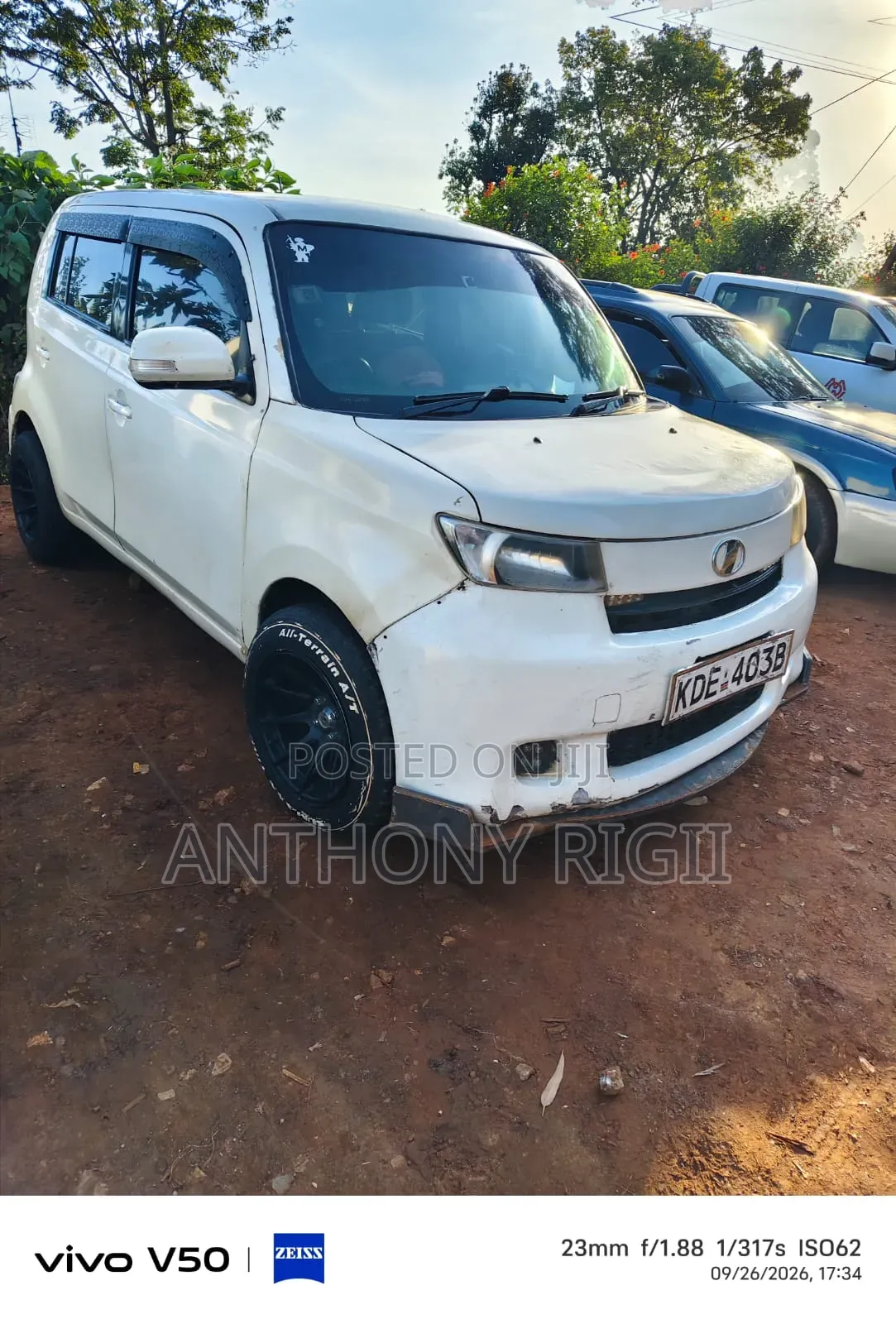 Toyota bB 2014 White