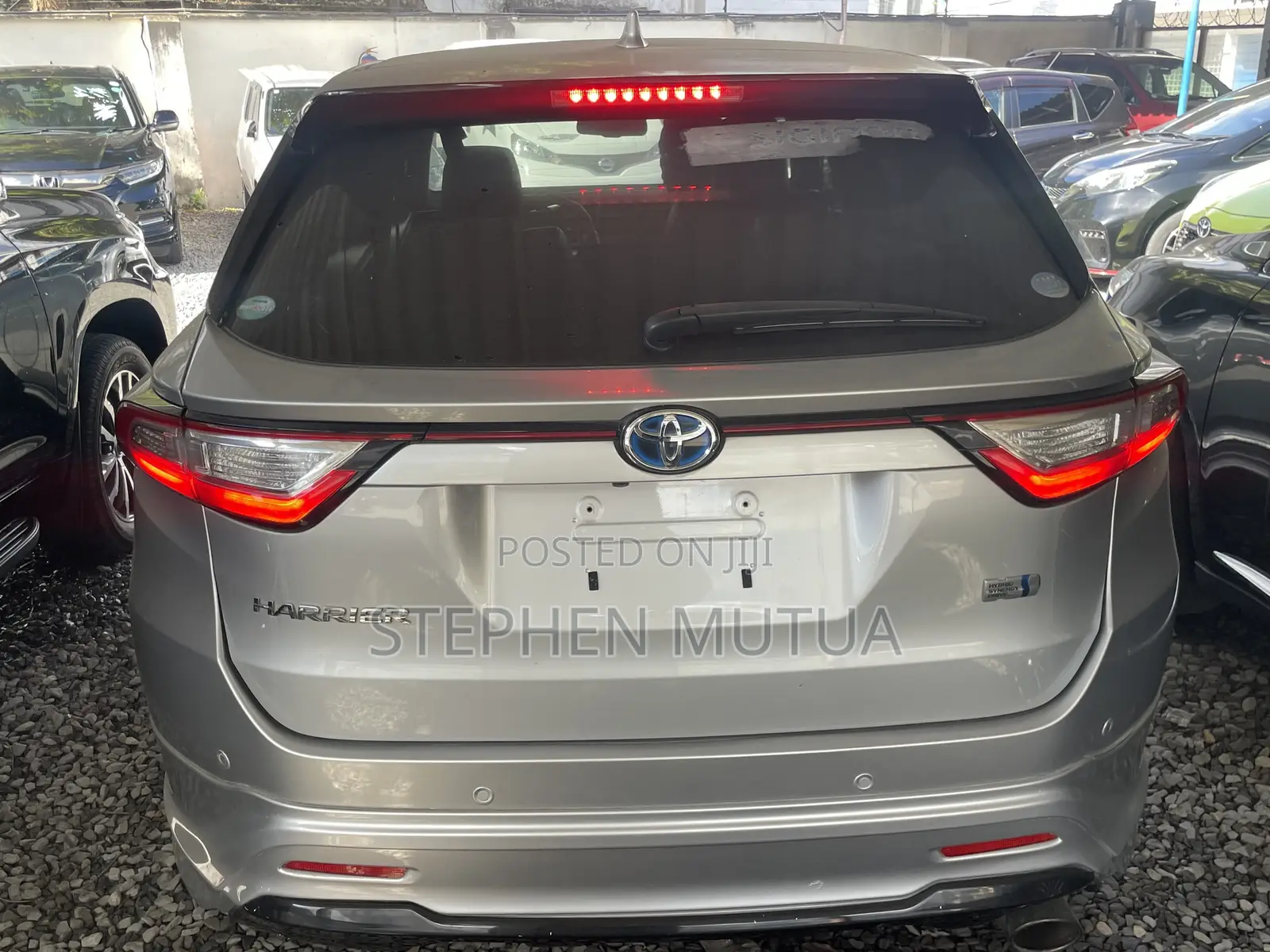 Toyota Harrier 2.5 Hybrid 4WD 2018 Silver