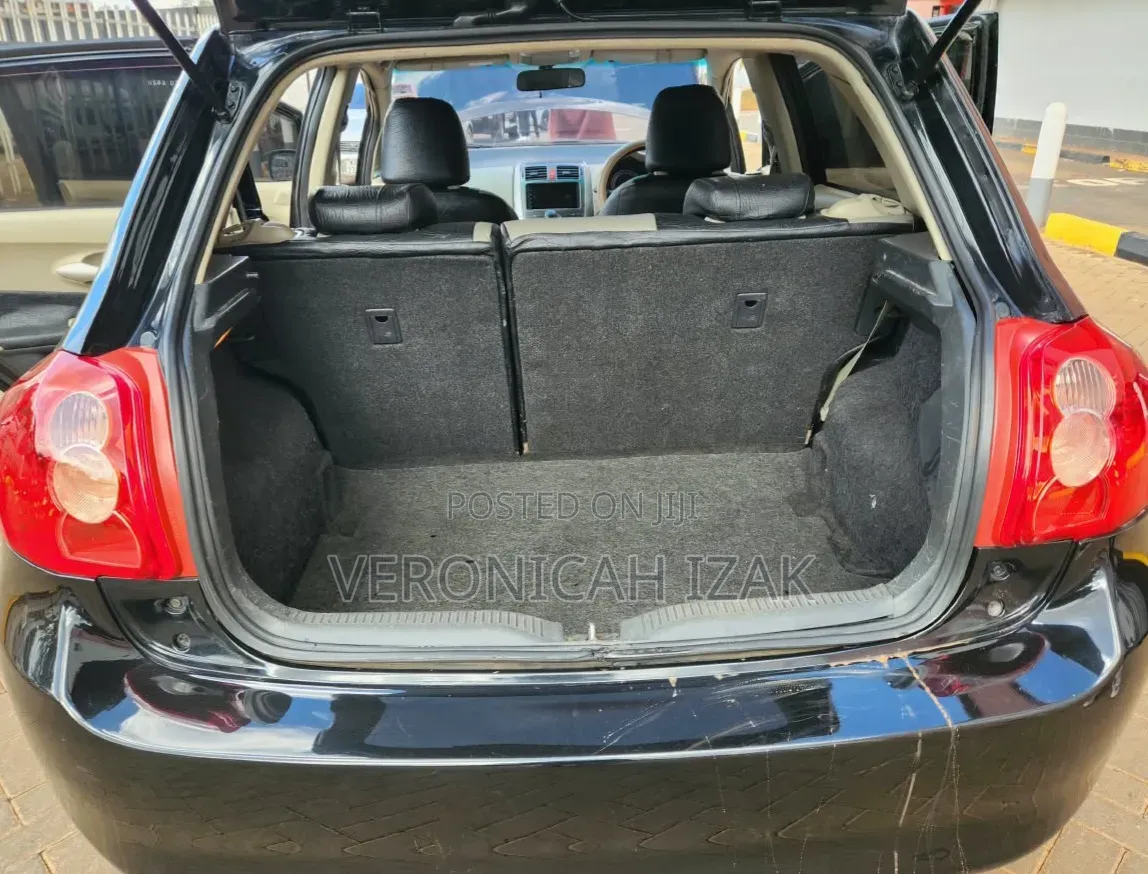 Toyota Auris 2008 Black