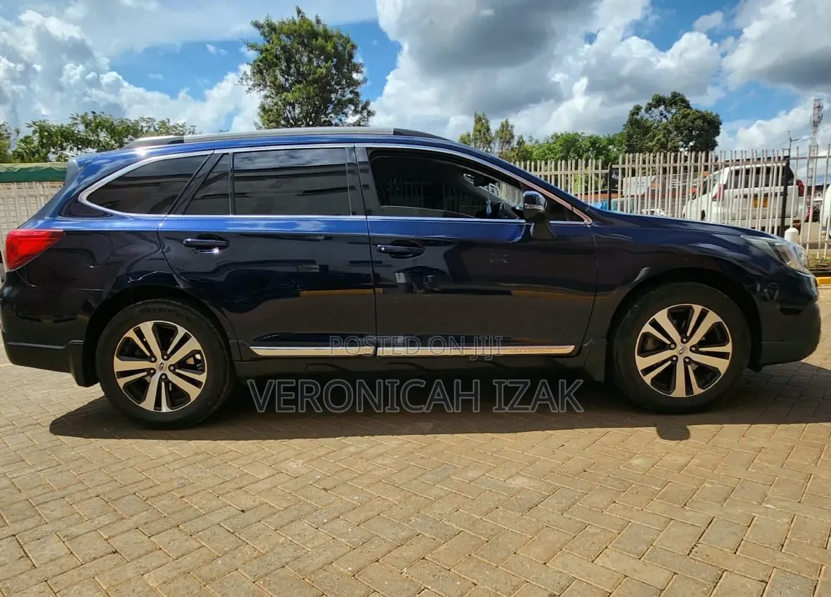 Subaru Outback 2017 Blue